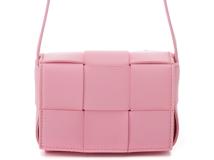 BOTTEGA VENETA　ボッテガヴェネタ　ショルダーバッグ　イントレチャート　キャンディ　カセット　ミニバッグ　ピンク　レザー　666688VMAY1【472】HA