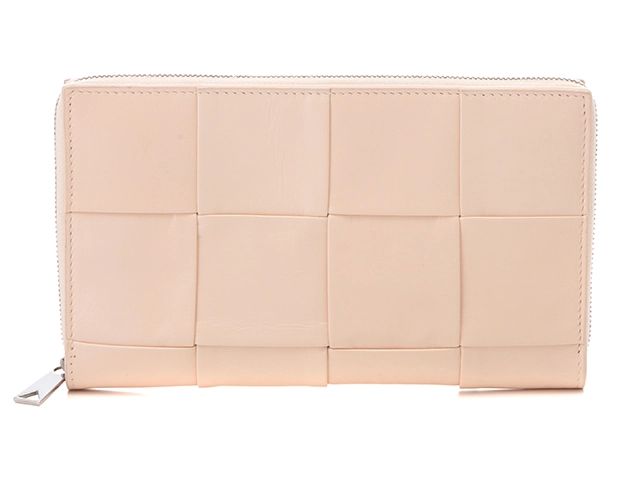 BOTTEGA ボッテガ カセットジップ アラウンド ウォレット ピンクベージュ／ＳＶレザー 214300498365【432】