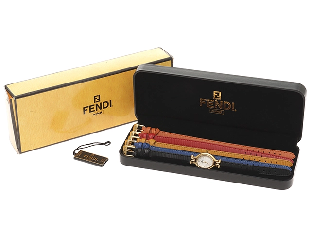 FENDI フェンディ 腕時計 チェンジベルトウォッチ 640L GP/革 シルバーギョーシェ文字盤 クォーツ【472】TS