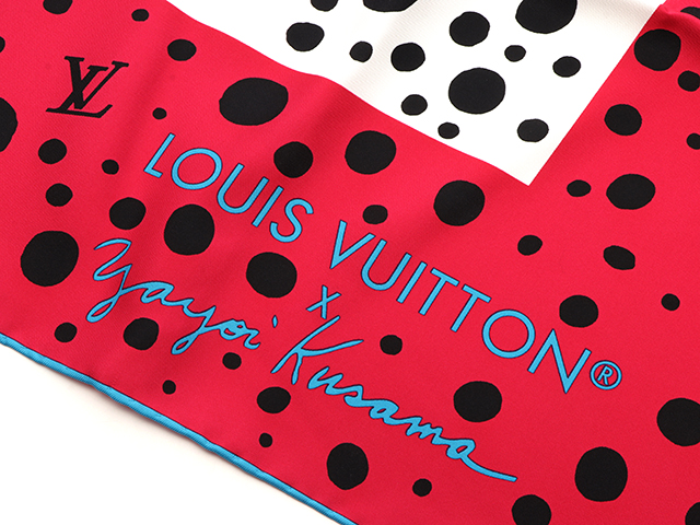 LOUIS VUITTON ルイヴィトンM78394 LV × YK カレ90・パンプキン LOUIS VUITTON ルイヴィトンM78394 LV × YK カレ90・パンプキン