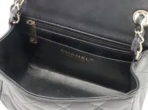 CHANEL　シャネル　ミニマトラッセ17　A35200　チェーンショルダー　ブラック　ゴールド金具　 ラムスキン　【432】2143100507128