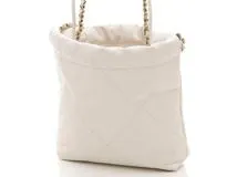 CHANEL シャネル　CHANEL22 ミニハンドバッグ ホワイト/ＧＰ シャイニーカーフ　AS3980　2143100514515　【437】