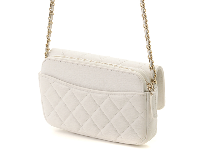 CHANEL シャネル マトラッセ フラップフォンケース AP2096