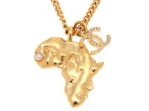 CHANEL　シャネル　アフリカ大陸モチーフネックレス　メタル(GP)/クリスタル　【471】IK