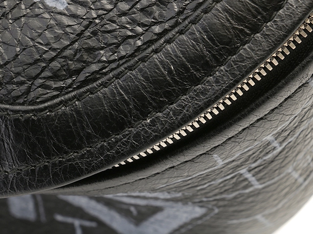 BALENCIAGA バレンシアガ グラフィティスーベニアベルトバッグXXS ブラック レザー 565510【472】YY