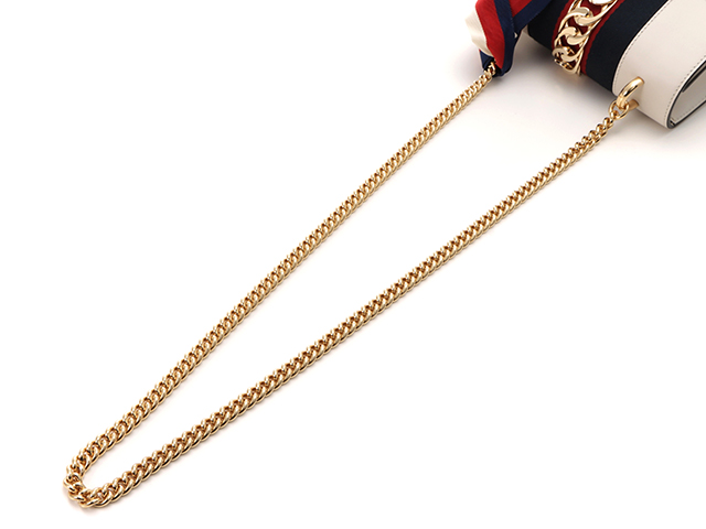 GUCCI グッチ シルヴィウェブラインミニチェーンバッグ ホワイト GUCCI グッチ シルヴィウェブラインミニチェーンバッグ ホワイト