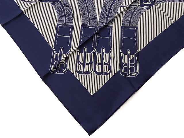 HERMES エルメス カレ90 MORS & FILETS スカーフ ネイビー HERMES エルメス カレ90 MORS & FILETS スカーフ ネイビー - メルカリ