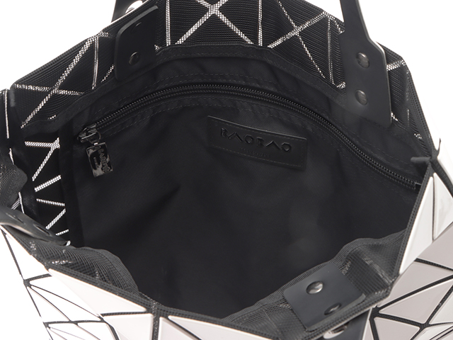 ネット限定】ISSEY MIYAKE イッセイミヤケ バオバオトートバッグ BB63