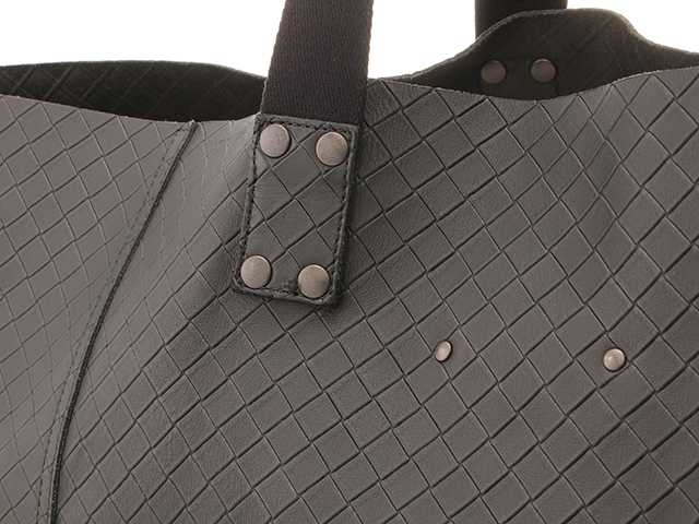 BOTTEGA VENETA ボッテガ・ヴェネタ トートバッグ イントレッチ