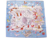 HERMES　エルメス　スカーフ　カレ90　私の雲　SUR MON NUAGE　ブルーシエル　パルム　イエロー　シルク　参考定価 \68,200-　（2143200505888）　【432】