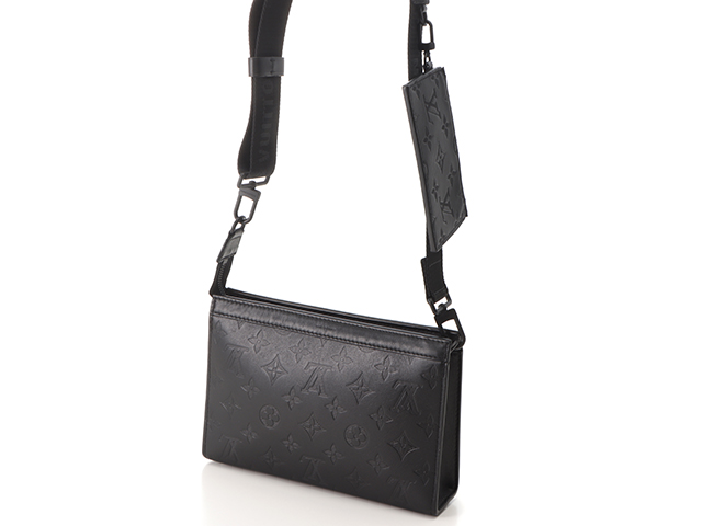 LOUIS VUITTON ルイ ヴィトン ガストン・ウエアラブルウォレット LOUIS VUITTON ルイ ヴィトン ガストン・ウエアラブルウォレット