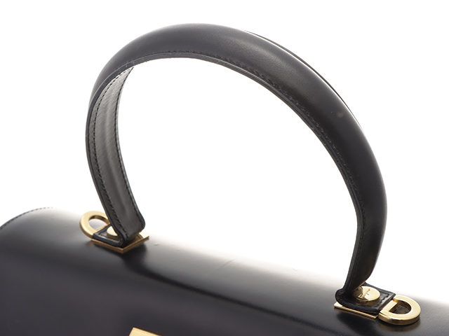 Salvatore Ferragamo フェラガモ ガンチーニ2wayショルダー