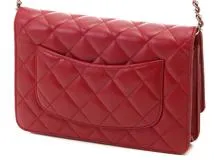 CHANEL　マトラッセ　チェーンウォレット　レッド　シルバー金具　ラムスキン　A33814【472】YI