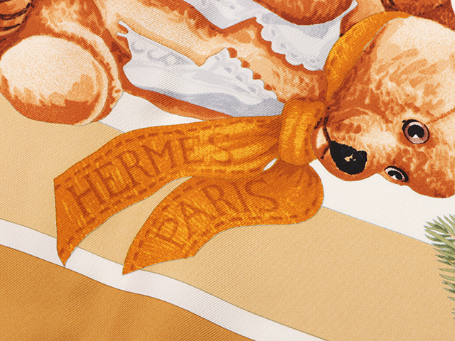 HERMES エルメス カレ90 シルク CONFIDENTS DES COEURS ベアー HERMES エルメス カレ90 シルク CONFIDENTS DES COEURS ベアー