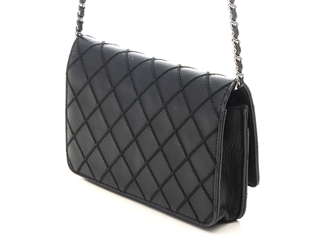 CHANNELマトラッセ、クロコダイル柄、稼働中 CHANEL - シャネル クロコダイル 黒 マトラッセの通販 by Loop