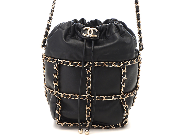 CHANEL シャネル 巾着チェーンショルダーバッグ ブラック ラムスキン