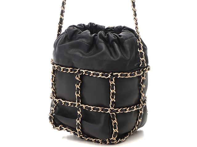 CHANEL シャネル 巾着チェーンショルダーバッグ ブラック CHANEL シャネル 巾着チェーンショルダーバッグ ブラック