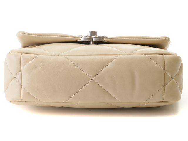 CHANEL シャネル CHANEL19 チェーンショルダーバッグ ラムスキン