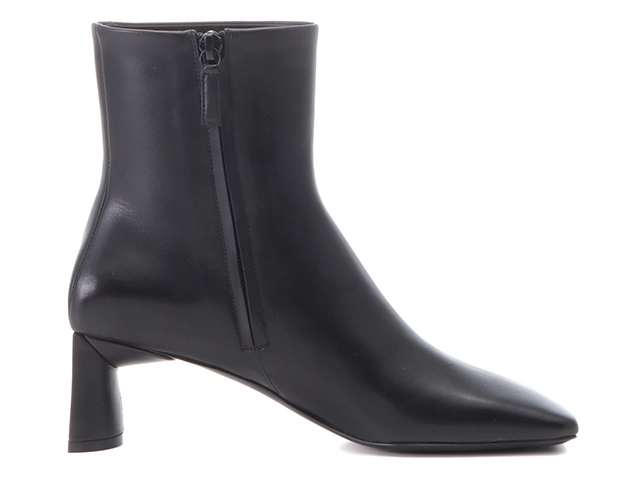 BALENCIAGA　バレンシアガ　スクエアショートブーツ　レディース35　ブラック　レザー　623924