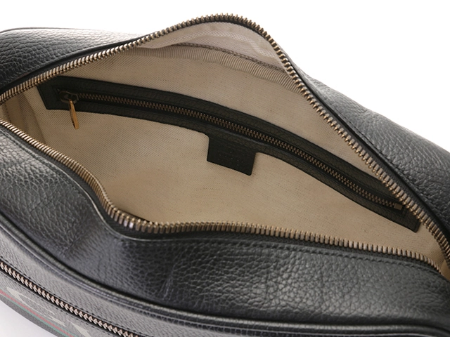 GUCCI　グッチ　ロゴプリント　ショルダーバッグ　523589　ブラック　レザー【433】2143200604192