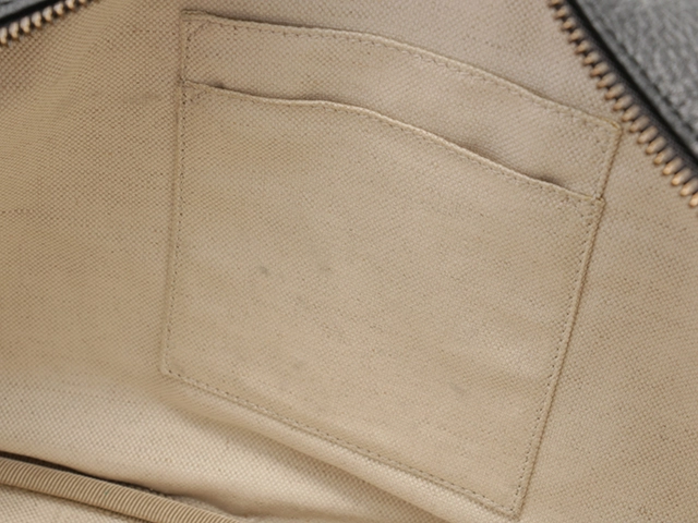 GUCCI　グッチ　ロゴプリント　ショルダーバッグ　523589　ブラック　レザー【433】2143200604192