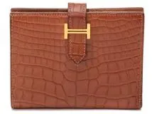 HERMES　エルメス　小物　二つ折り財布　ベアンコンパクト　ゴールド・GP金具　アリゲーター　U刻印・2022年頃製造　箱付き　【472】HA