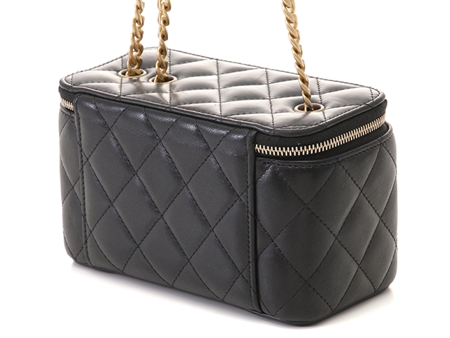 CHANEL　シャネル　マトラッセ　バニティチェーンショルダー　ブラック/GP　ラムスキン　AP3044　【430】2143200612456