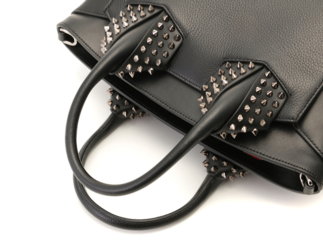 Christian Louboutin クリスチャンルブタン スタッズ エロいーズ