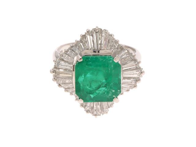 エメラルド デザインリング 約9号 Pt900 エメラルド デザインリング