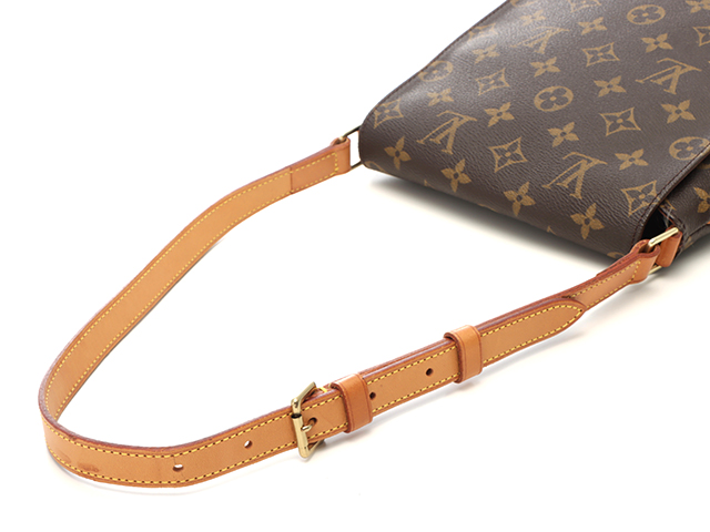 Louis Vuitton ルイ・ヴィトン ミュゼット・サルサ ショート