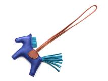 HERMES エルメス バッグチャーム ロデオPMブルーエレクトリックXブルーイズミールXフォーヴ アニューミロ(ラム) 【472】AH