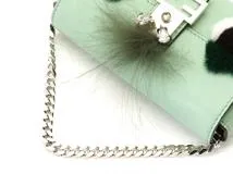 FENDI　フェンディ　ショルダーバッグ　モンスター　マイクロバゲット　ライトグリーン　レザー　8M0354【472】HA