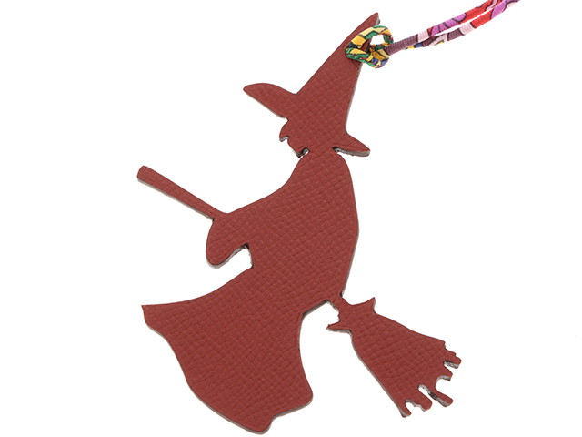 HERMES エルメス プティ・アッシュチャーム 魔女 ルージュ HERMES エルメス プティ・アッシュチャーム 魔女 ルージュ