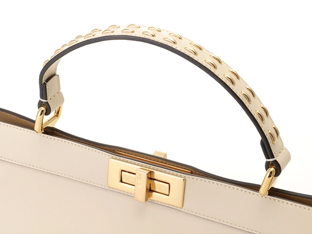 FENDI フェンディ ピーカーブー アイシーユーホリゾンタル ハンドバッグ アイボリー ゴールド金具 レザー 8BN331AHNXF1FNH【434】