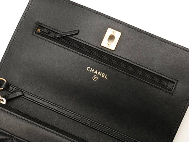 【極美品】CHANEL シャネル カンボンライン マトラッセ ココマーク ラム CHANEL シャネル マトラッセ ココボールチェーンウォレット