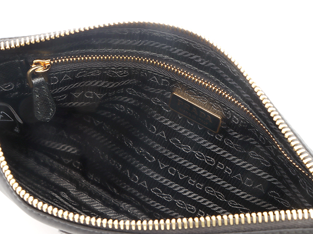 PRADA プラダ ショルダーポーチ Re-Nylon ポーチ ブラック ナイロン