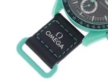 SWATCH　スウォッチ　MOONSWATCH/MISSION.ON.EARTH POLAR.LIGHTS　クォーツ　メンズ　バイオセラミック/ナイロン　SO33L103　グリーン/ネイビー　【432】　【2143300230000】