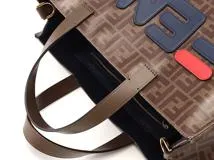 FENDI フェンディ ズッカフェンディマニアトートバッグ ブラウン
