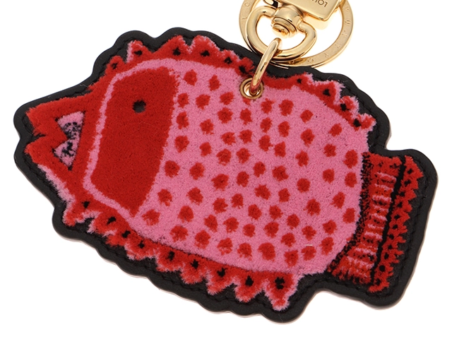 LOUIS VUITTON ルイヴィトン 小物 LVｘYK キーホルダー・フェイスフィッシュ M01133 ピンク/レッド ゴールドメッキ/レザー（2023年頃製造）　【472】YY