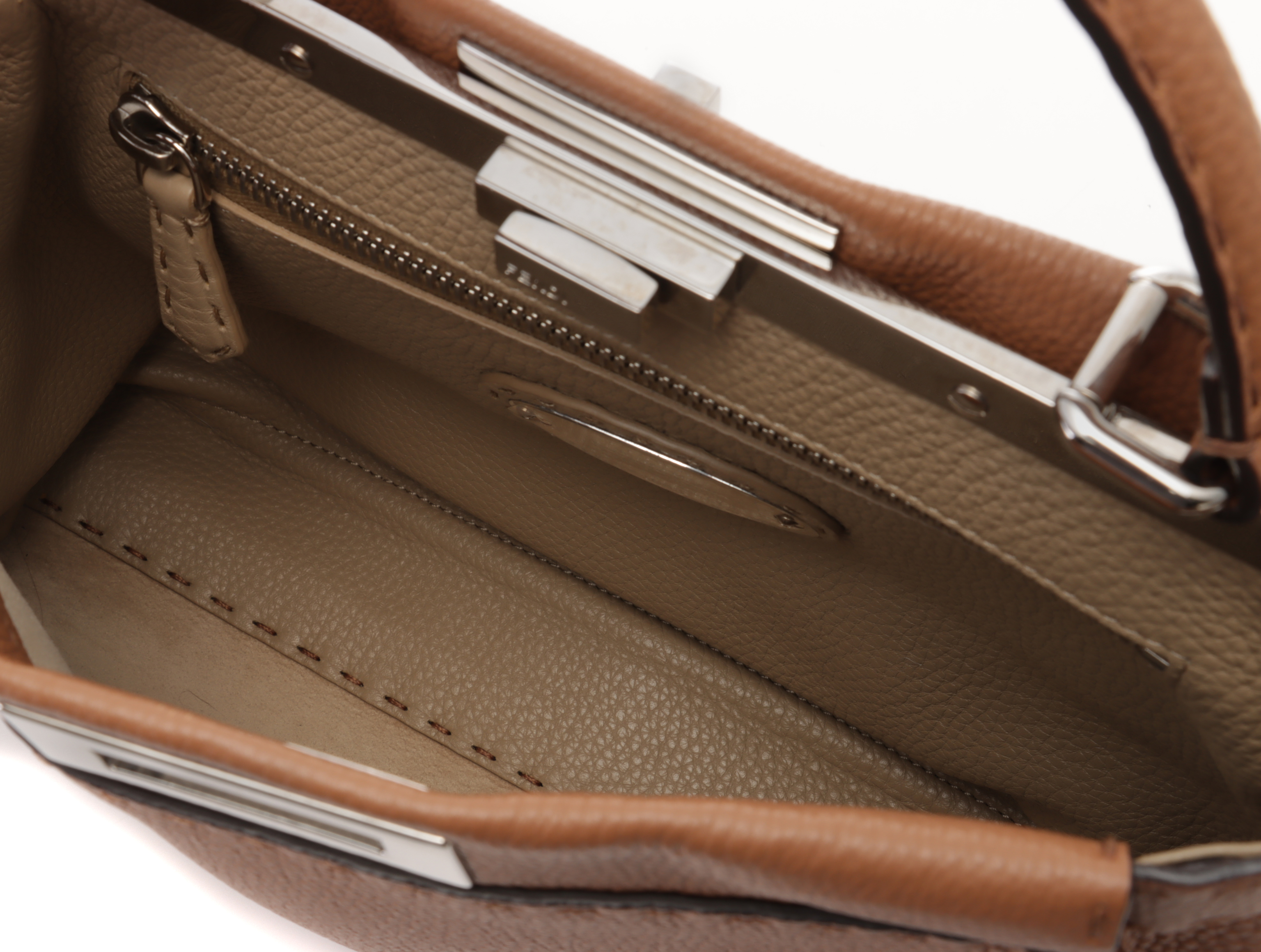 FENDI フェンディ セレリアピーカブー ミディアム ハンドバッグ ブラウン FENDY フェンディ セレリア レギュラーピーカブー ブラウン