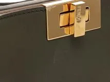 FENDI フェンディ ピーカブーアイコニック エッセンシャリー 8BN302 カーキ レザー phoneケース付き 【460】2143400221236