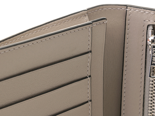 LOEWE ロエベ バーティカル ウォレット ラージ カーフ パールグレー  