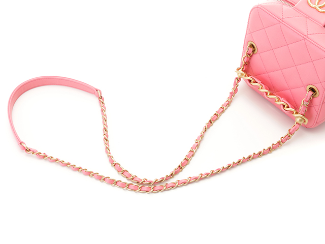 CHANEL シャネル チェーンショルダーバッグ マトラッセ バニティ ココ