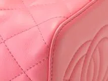 CHANEL　シャネル 　チェーンショルダーバッグ 　マトラッセ　 バニティ 　ココマーク 　カーフ　ピンク/GP　 AS3228 　【436】　2143400225449