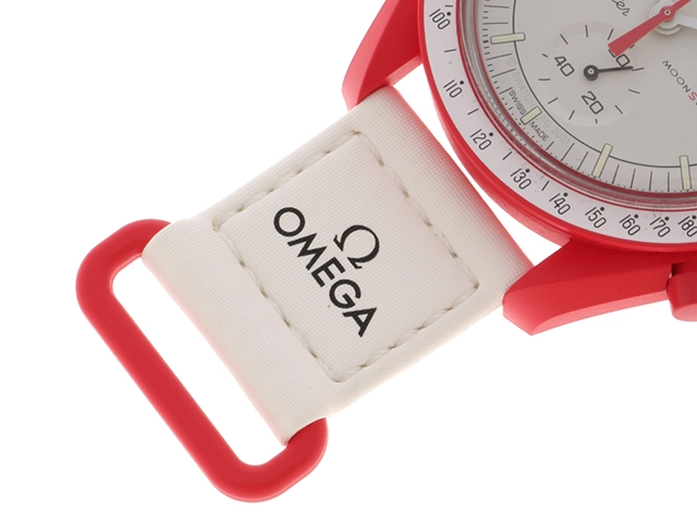 swatch スウォッチ×OMEGA オメガ ムーンスウォッチ MISSION TO MARS OMEGAコラボ SO33R100 バイオセラミック ホワイト/レッド クォーツ【460】2143400235875