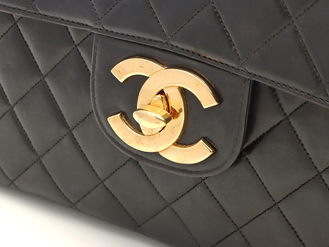 CHANEL シャネル デカマトラッセ３０ Ｗチェーンショルダー ブラック/ゴールド金具 ラムスキン 【472】YY