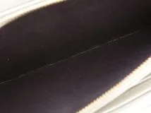 FENDI　フェンディ　財布　コンチネンタル　フラップロングウォレット　ホワイト　レザー　8M0251　2143500288436　【中古】【大黒屋】【200】