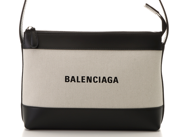 Balenciaga バレンシアガ ネイビー クロスボディバッグ ブラック ナチュラル キャンパス カーフ 434 の購入なら 質 の大黒屋 公式