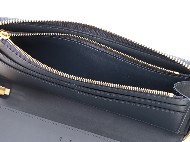 サマーセール‼️【艶めく美しさ❣️綺麗❣️】ヴィトン ヴェルニ　黒　ジッピー モノグラム・ヴェルニ・ノワール・マニエティック【ルイ