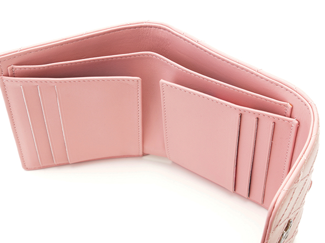 CHANEL シャネル ケース ピンク ワイルドステッチ CHANEL シャネル ワイルドステッチ レザー ピンク 三つ折り財布